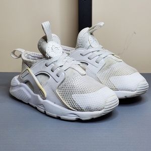 6/$36 Huarache Run Ultra TD Triple White Size 10C 859594-100